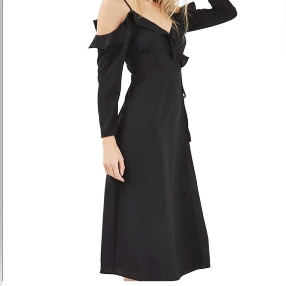 Top SHOP black cold shoulder ruffled midi dress - Picture 4 of 5